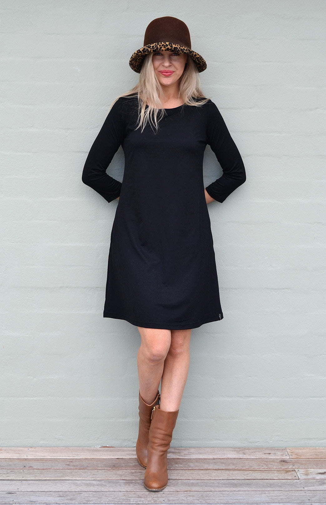 Black swing dress australia best sale