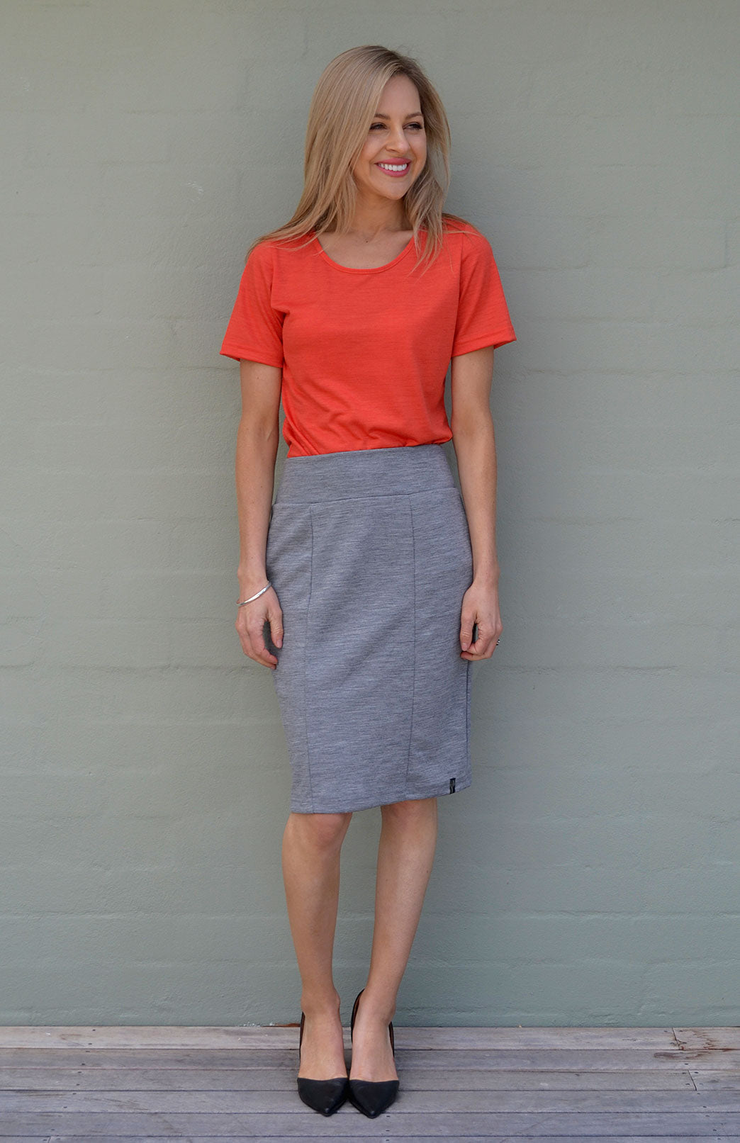 Orange Women&#39;s Merino Wool Short Sleeve Round Neck Top
