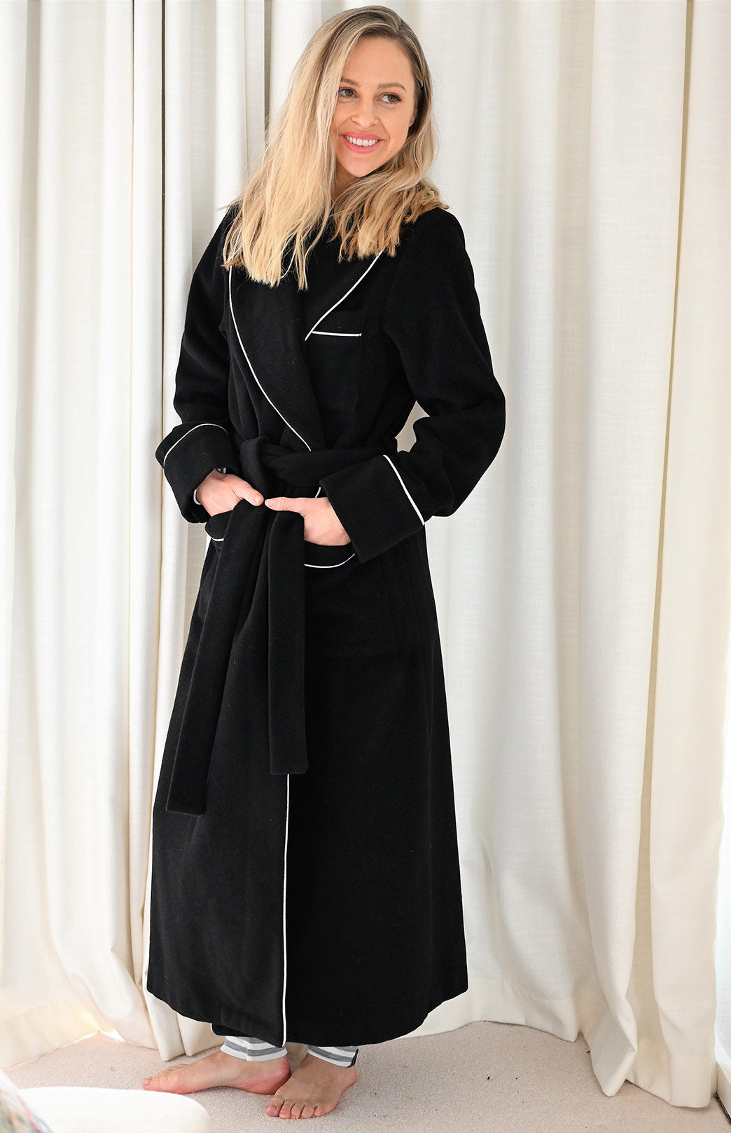 Black with White Piping Wool &amp;amp; Cashmere Blend Dressing Gown
