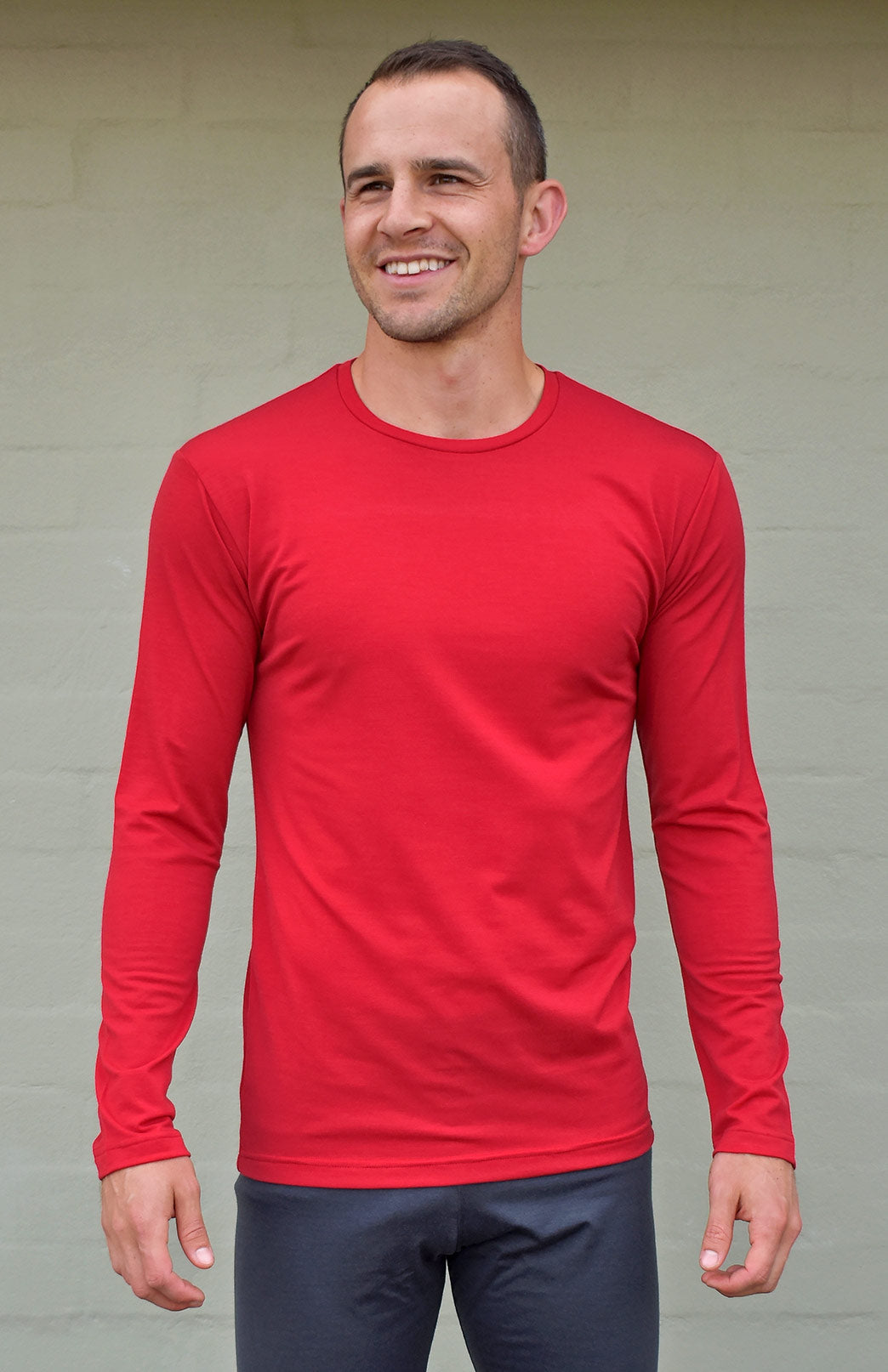 Flame Red Men&#39;s Merino Wool Long Sleeve Midweight Crew Neck Top
