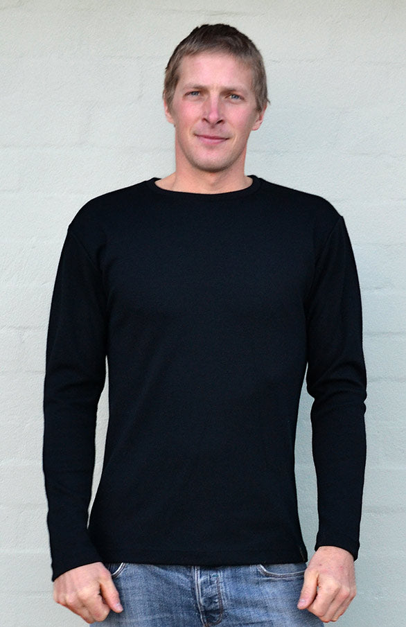 Black Men&#39;s Merino Wool Long Sleeve Midweight Crew Neck Top
